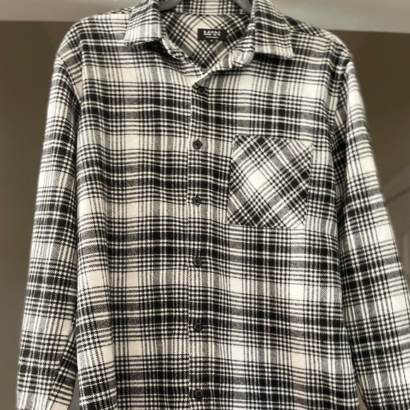 Boohoo Other - Plaid Heavy Flannel
